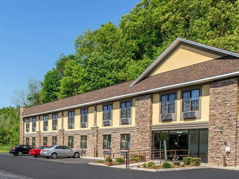 Quality Inn Near Mountain Creek Vernon Exterior photo