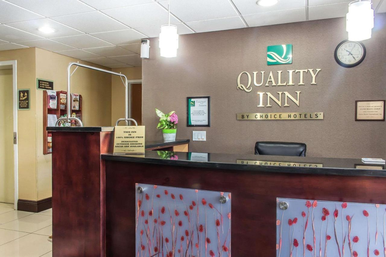 Quality Inn Near Mountain Creek Vernon Exterior photo